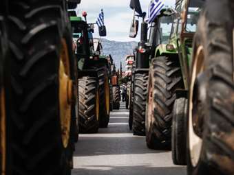 Αγροτικά μπλόκα: Άνοιξε το τελωνείο στους Ευζώνους μετά από τέσσερις ώρες αποκλεισμού