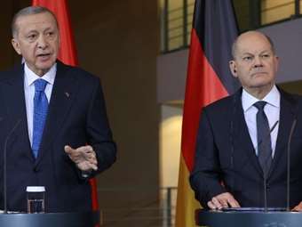 Τηλεφωνική συνομιλία Σολτς-Ερντογάν και συμφωνία για συνεργασία