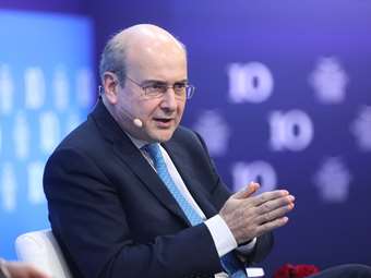 Κ. Χατζηδάκης στο Συνέδριο της ΟΝΝΕΔ: Η μεγάλη μείωση της ανεργίας και της φορολογίας των νέων είναι κοινωνική πολιτική στην πράξη