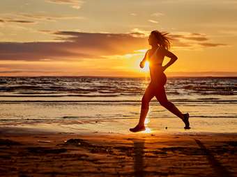 Γιατί οι γυναίκες ζουν περισσότερο με λιγότερη άσκηση σε σύγκριση με τους άνδρες;