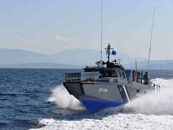 Τουλάχιστον 50 παράτυποι μετανάστες περισυνελέγησαν το τελευταίο 48ωρο από το Λιμενικό