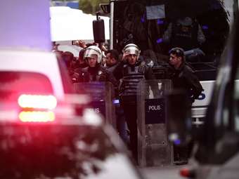 Γιατί είναι πάντα ταραχώδης η Εργατική Πρωτομαγιά στην Κωνσταντινούπολη