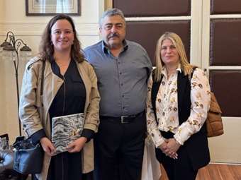 Εθιμοτυπική επίσκεψη της γενικής προξένου της Γαλλίας στον αντιπεριφερειάρχη Χανίων