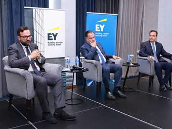 EY: Πώς η τεχνητή νοημοσύνη θα μετασχηματίσει το Δημόσιο