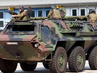 Bild: Η Γερμανία θα διαθέσει κονδύλια για επιπλέον 11.000 στρατιωτικούς έως το τέλος του 2025