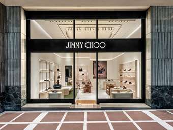 Ο οίκος Jimmy Choo ανοίγει την πρώτη του μπουτίκ στην Αθήνα