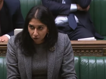 Βρετανία: Η πρώην ΥΠΕΣ κατηγορεί τον Σούνακ ότι "πρόδωσε τις υποσχέσεις που έδωσε στους Βρετανούς"