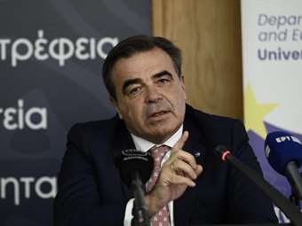 Μ. Σχοινάς σε φοιτητές του ΠΑΜΑΚ: Τα 5 "ματς" που πρέπει να κερδίσει η ΕΕ την επόμενη 5ετία