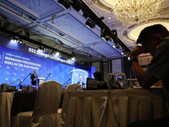 Ο υπουργός Άμυνας της Αυστραλίας ζητά από την Κίνα "διαφάνεια" σε ότι αφορά τα θαλάσσια γυμνάσια στον Ειρηνικό