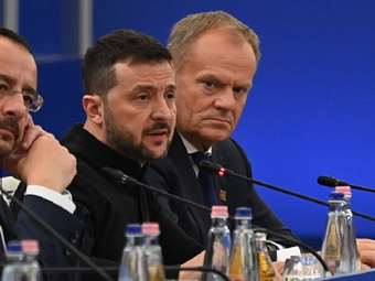 Ζελένσκι στη σύνοδο Ευρωπαϊκής Πολιτικής Κοινότητας: Απαιτείται "ειρήνη μέσω δύναμης"