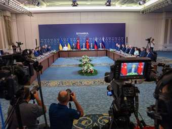 Ρωσία: "Έτοιμη" για επανέναρξη διαπραγματεύσεων με την Ουκρανία στην Κωνσταντινούπολη