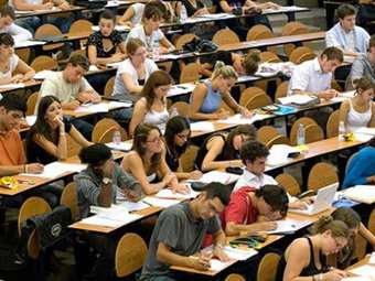 Υπουργική απόφαση για τη ρύθμιση διαδικαστικών ζητημάτων ανώτατης διάρκειας φοίτησης στα ΑΕΙ