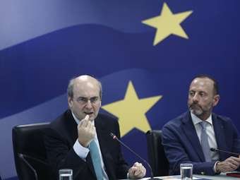 Ιδιώτες μάνατζερ στις ΔΕΚΟ - Απελευθέρωση αμοιβών στα ΕΛΤΑ - Έως το τέλος του έτους η διάθεση του 18% της ΕΤΕ