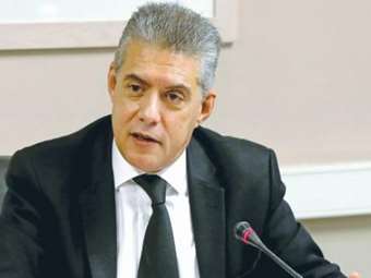 Στο νοσοκομείο ο Κ. Αγοραστός με τραύματα στο κεφάλι - Δέχθηκε επίθεση από συγγενείς θυμάτων των Τεμπών