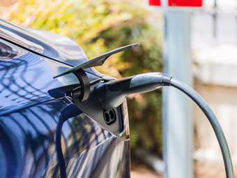 Γιατί αποκαλυπτική μελέτη για τα ηλεκτρικά αυτοκίνητα έμεινε στο συρτάρι