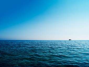 Ρωσία: Ένας άνδρας διασώθηκε έπειτα από 67 ημέρες σε σκάφος που έπλεε ακυβέρνητο κοντά στον Ειρηνικό