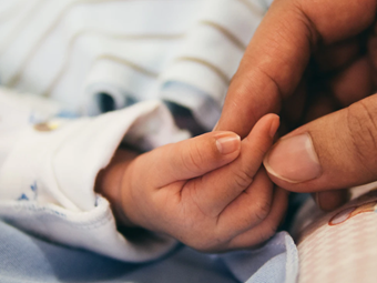 Γαλλία: Νοσηλεύτρια διώκεται για σεξουαλικές επιθέσεις σε βρέφη