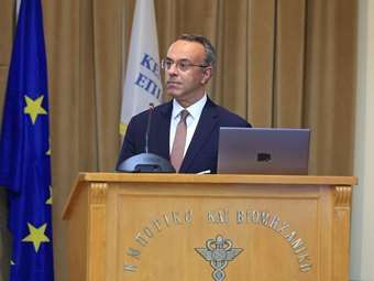 Χρ. Σταϊκούρας: Οι βιώσιμες υποδομές και μεταφορές καθοριστικές για την ανάπτυξη εμπορίου και εξαγωγών