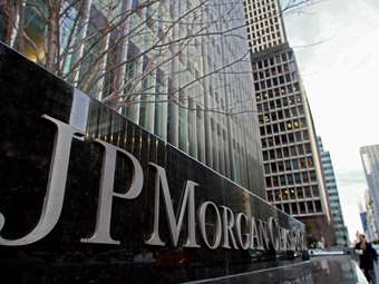 JP Morgan: "Αγοράζει" ελληνικά ομόλογα ενόψει του πολιτικού "θορύβου" στη Γαλλία