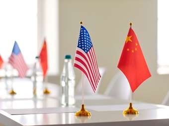 Κίνα: Το Πεκίνο καλεί τις ΗΠΑ να μεταχειριστούν με ανοικτό και δίκαιο τρόπο το TikTok