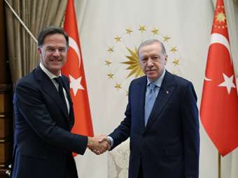 Ρούτε: "Απίστευτος ηγέτης ο Ερντογάν"