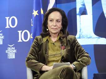 Αν. Διαμαντοπούλου: Έχει αναβιώσει ο Μαυρογιαλούρος και ο Γκρούεζας στην Βουλή