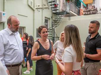 Δόμνα Μιχαηλίδου: Χρηματοδοτούμε με 200 εκατ. ευρώ τον μισθό 25.000 νέων στις πρώτες τους δουλειές