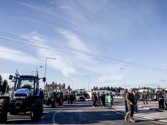 Η ώρα του "plan b" και των κυρώσεων για τα τρακτέρ στις εθνικές οδούς - Τα αποτελέσματα της συνάντησης Μητσοτάκη-αγροτών