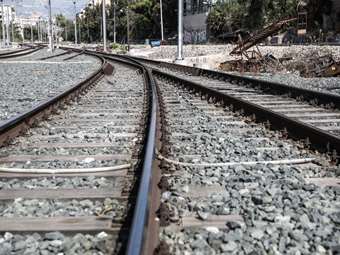 Γιατί οι κρατικές εταιρείες μεταφορών καταγράφουν τεράστιες ζημίες