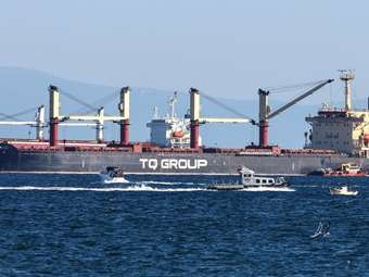 Ουκρανία: Ρωσικός πύραυλος χτύπησε πλοίο που μετέφερε σιτηρά