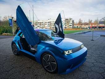 Φοιτητές έφτιαξαν ηλεκτρικό αυτοκίνητο που δεν θα χαλάσει ποτέ