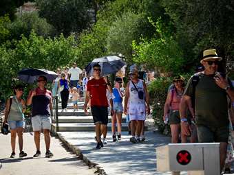 Καύσωνας 2025: Σε Ανατολική Στερεά, Αττική, Ανατ. Πελοπόννησο και Ανατ. Μακεδονία-Θράκη οι υψηλότερες θερμοκρασίες της Πέμπτης