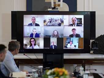 Εντός της εβδομάδας στη Βουλή η ρύθμιση για την αναγνώριση ειδικότητας και εξειδίκευσης που έχουν αποκτηθεί στις ΗΠΑ