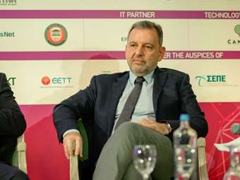 Χ. Μπρουμίδης (Vodafone): Εφικτή η αύξηση των συνδέσεων οπτικής ίνας κατά 50% έως το 2025