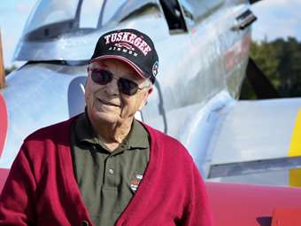 Έφυγε ο Τζορτζ Χάρντι, ο τελευταίος εν ζωή αφροαμερικανός πιλότος δίωξης που πολέμησε στην Ευρώπη στον Β’ ΠΠ