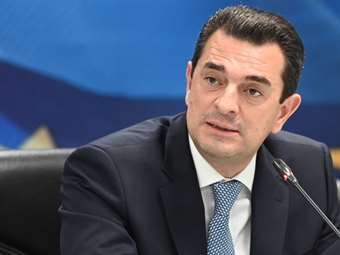 Development Minister Skrekas announces four measures designed to lower prices of key goods