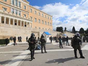 Φθορές στον αρχαιολογικό χώρο του Ολυμπίου Διός και στα Λουλουδάδικα από τα επεισόδια