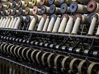 Πτώση μεγεθών για την ελληνική ένδυση - κλωστοϋφαντουργία στο 10μηνο λόγω πληθωρισμού