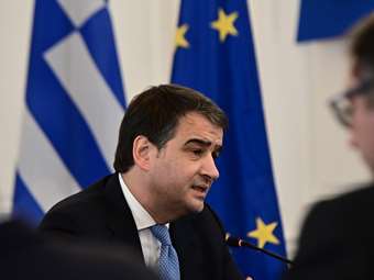 Ρ. Φίτο: "Στόχος η επιτάχυνση και η ενίσχυση της πολιτικής συνοχής" - Συνάντηση με Ν. Παπαθανάση