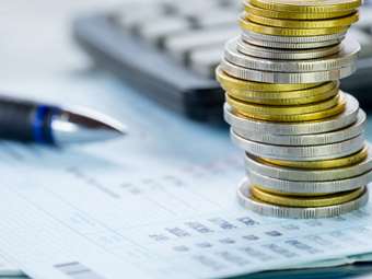Πόσο αυξάνονται οι συντάξεις από 1/1/2026 - Πώς καταργείται η προσωπική διαφορά (πίνακας)