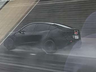 Ακόμα μια δημόσια εμφάνιση του ανανεωμένου Tesla Model Y (video)