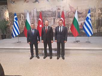 Ν. Παναγιωτόπουλος: Να επιμείνουμε στην καταπολέμηση των δικτύων λαθρεμπορίου και των διακινητών