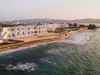 Η HotelBrain εξασφαλίζει τη μίσθωση του πρώην Selina Paros για 10 χρόνια – Νέο Radisson Individuals στην Πάρο