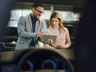 Ποια εταιρεία απείλησε την Tesla στις ευρωπαϊκές πωλήσεις ηλεκτρικών του Ιουλίου