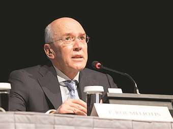 Π. Ρουμελιώτης: Εάν κλείσουν τα Στενά του Ορμούζ, θα δούμε τιμές στο πετρέλαιο στα 140 ή 150 δολάρια το βαρέλι