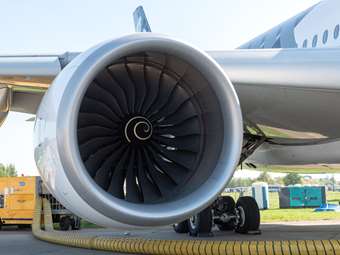 Rolls-Royce: Νέα ιστορικά υψηλά μετά το βελτιωμένο outlook