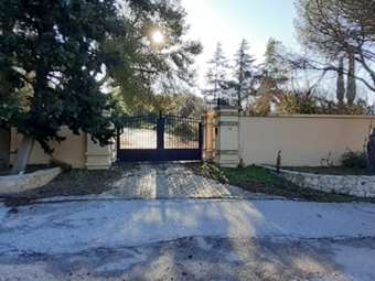 Πλειστηριασμοί: Με 4 εκατ. ευρώ άλλαξε χέρια το ακίνητο της οικογένειας Βάρδη στην Κηφισιά