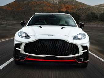 Aston Martin DBX S: Το ισχυρότερο SUV της φίρμας απειλεί την Ferrari Purosangue