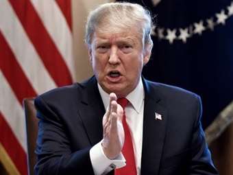 ΗΠΑ: Το πακέτο στήριξης στην Ουκρανία "περνάει" από τον Τραμπ