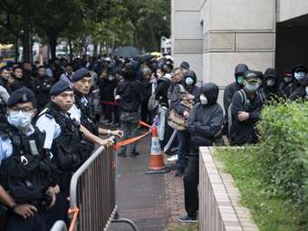 "Χονγκ Κονγκ 47": Ποινές φυλάκισης σε δεκάδες κορυφαίους ακτιβιστές υπέρ της δημοκρατίας